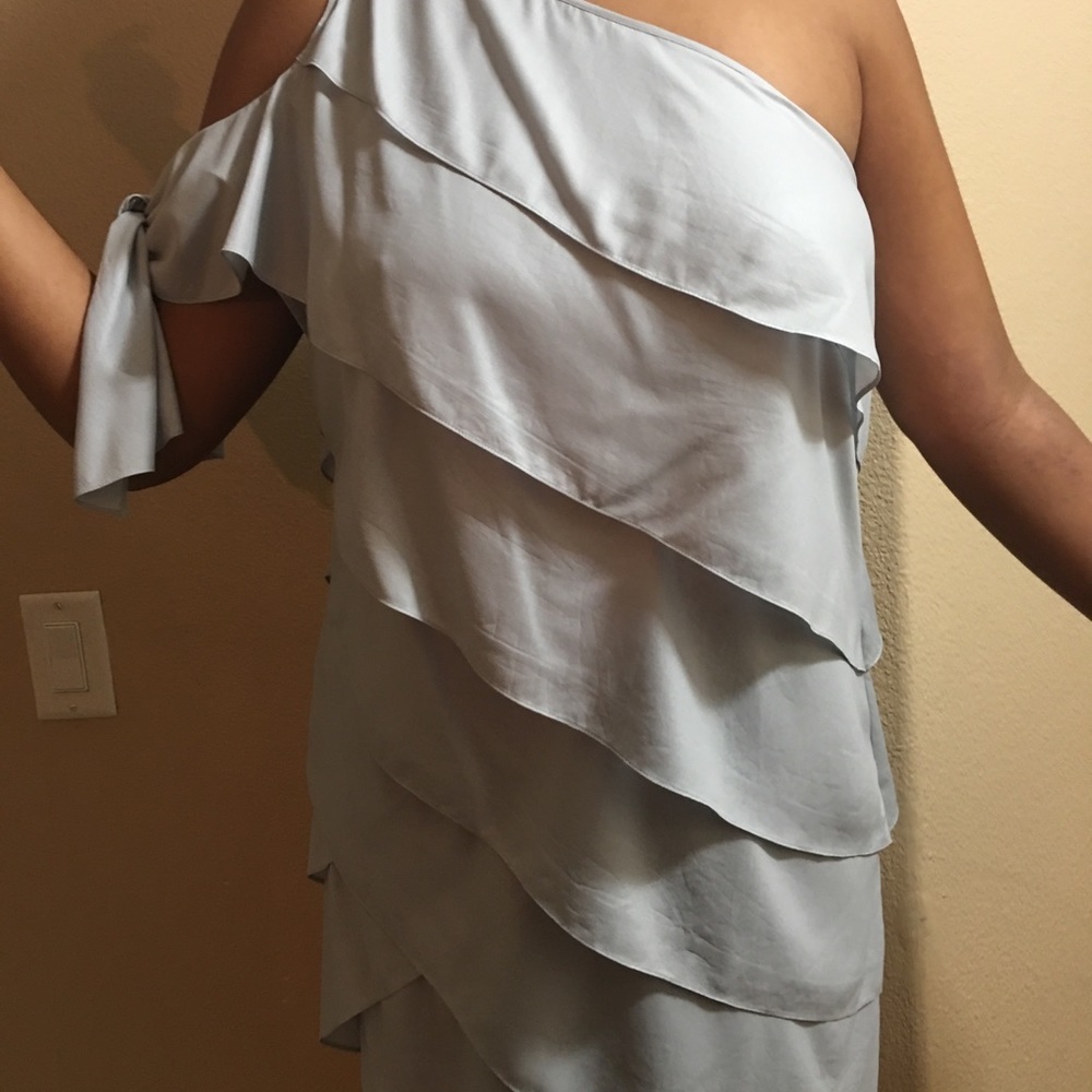 Dress - Picture 2 of 5